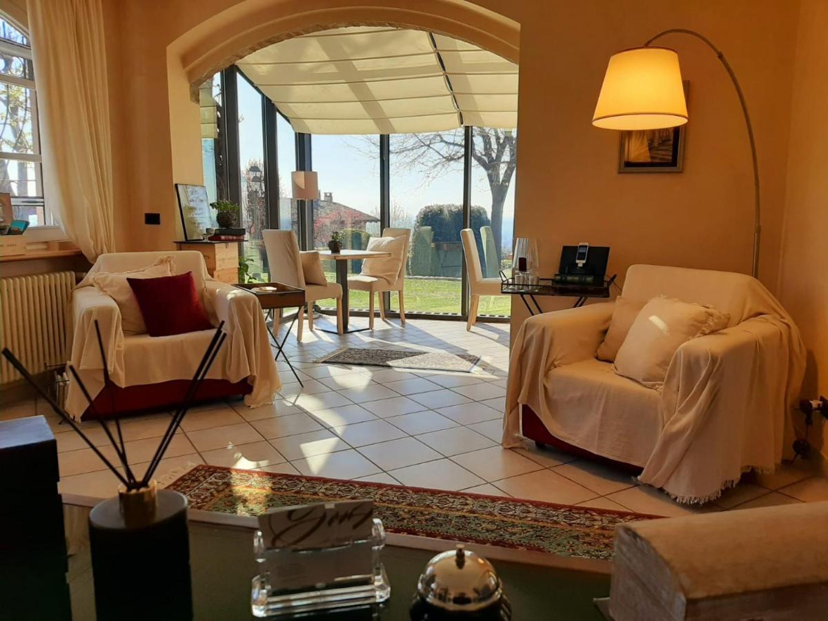 Hotel Relais Juliette à La Morra Extérieur photo